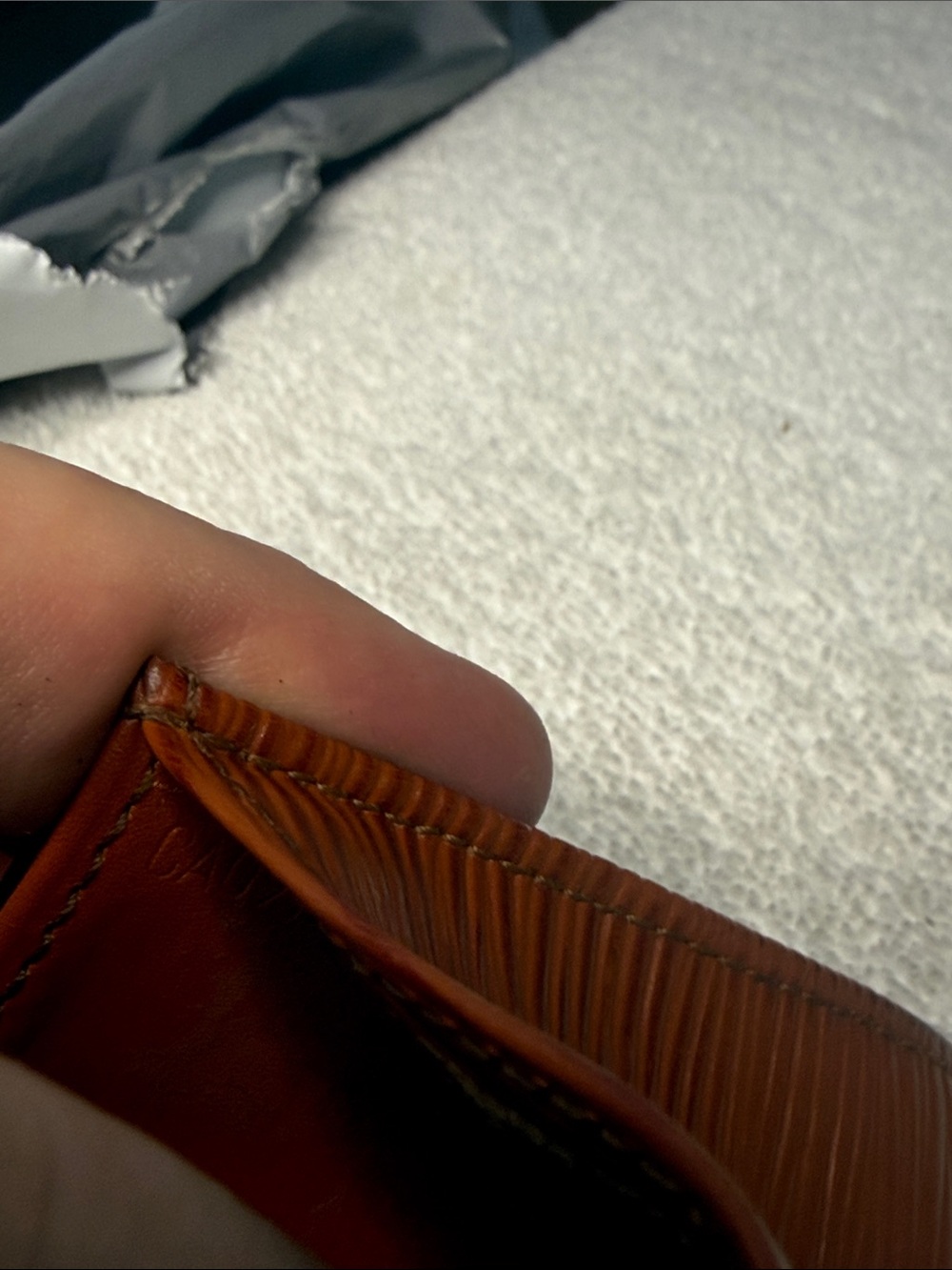 Louis Vuitton Brown Epi Leather Card & Coin Holder - Picture 8 of 13